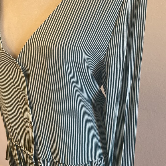 Zara green blouse size Xl new without tag - Picture 2 of 2